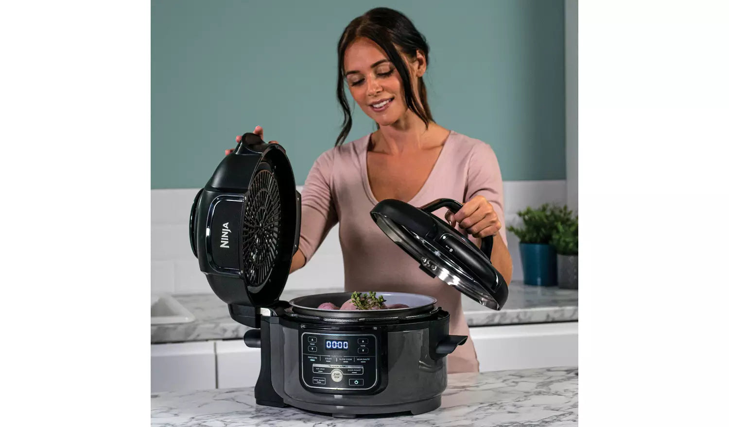 Ninja OP100UK 4.7L Foodi Mini 6-In-1 Multi-Cooker Black