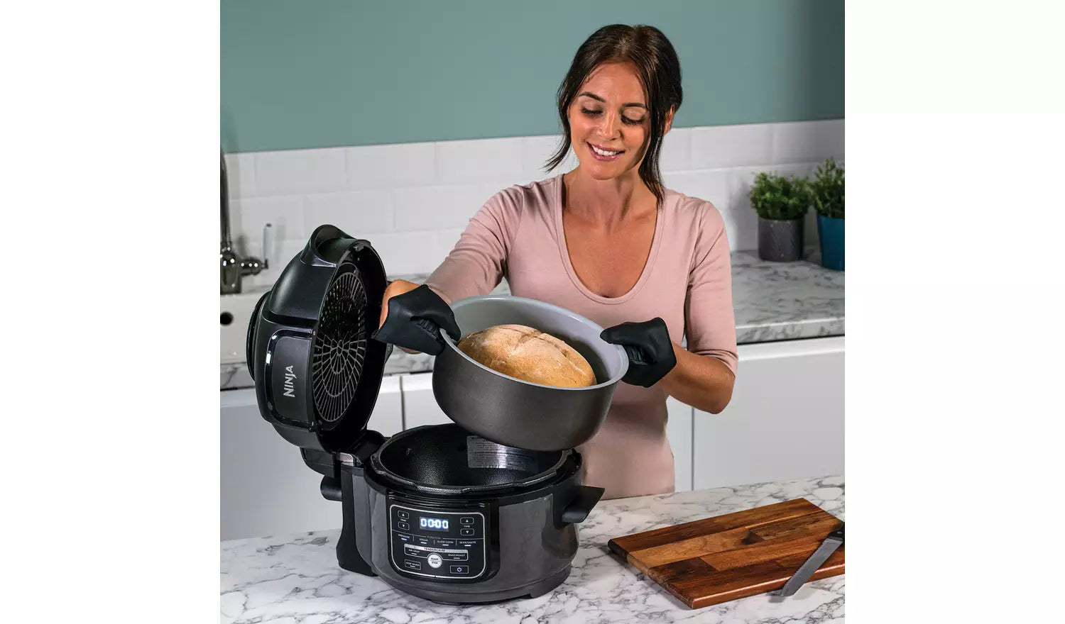 Ninja OP100UK 4.7L Foodi Mini 6-In-1 Multi-Cooker Black